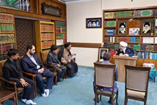 دیدار هفتگی نماینده ولی‌فقیه با اقشار مختلف مردم در تبریز+ تصاویر