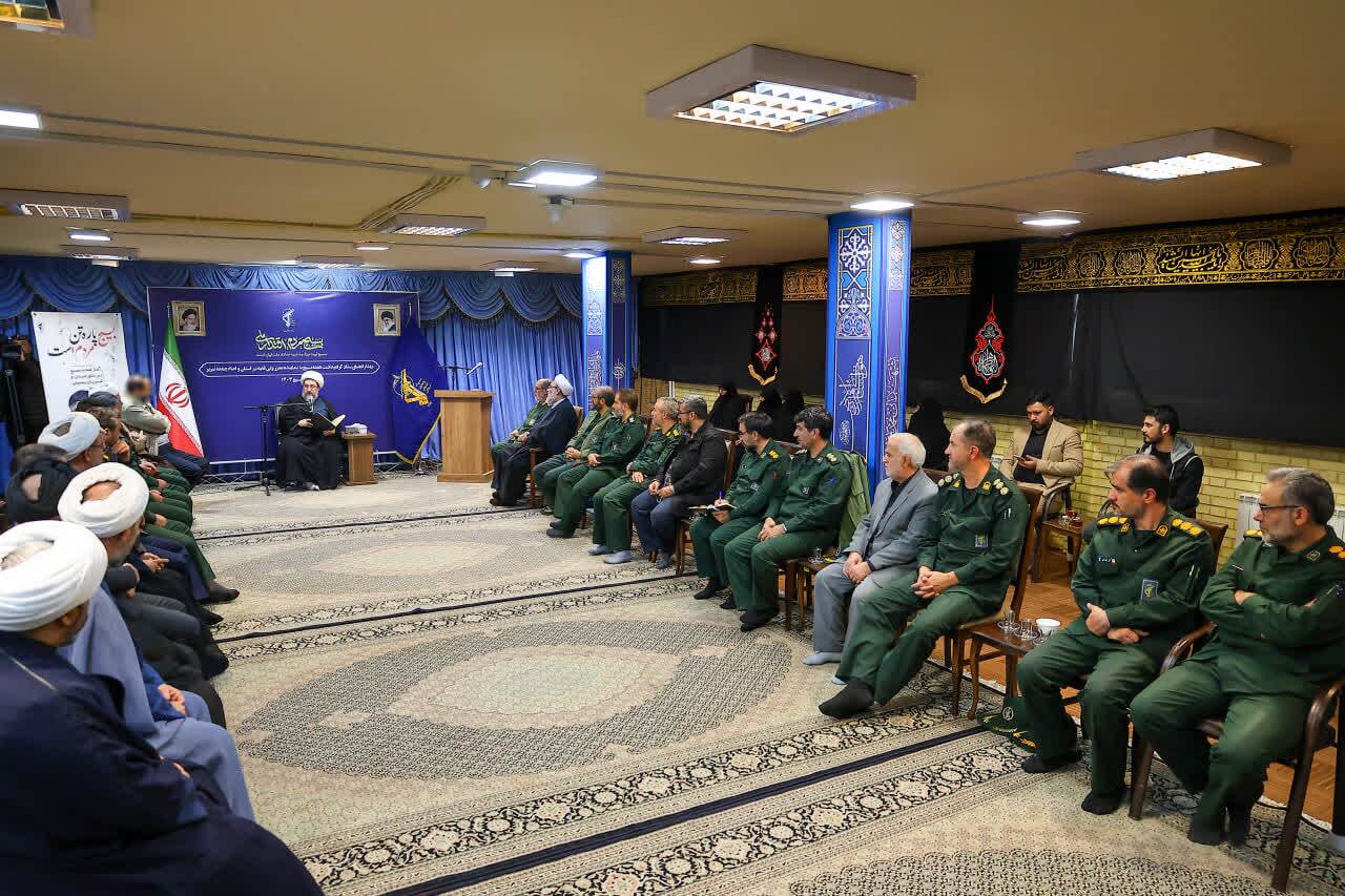 بسیج پرچمدار آگاهی، امنیت و امید ملی است +تصاویر