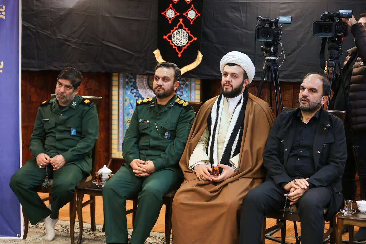 بسیج پرچمدار آگاهی، امنیت و امید ملی است +تصاویر