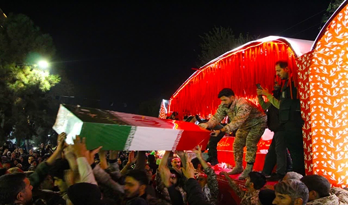 آیین استقبال مردم کاشان دیارمیانداران از کاروان اهالی بهشت + گزارش تصویری