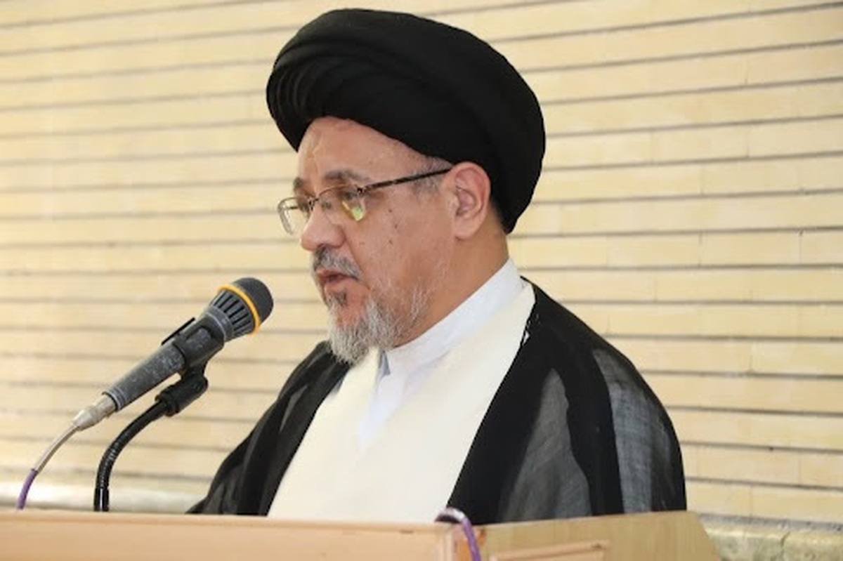 حوزه علمیه باید پرچمدار تحول علمی و تمدنی در گام دوم انقلاب باشد
