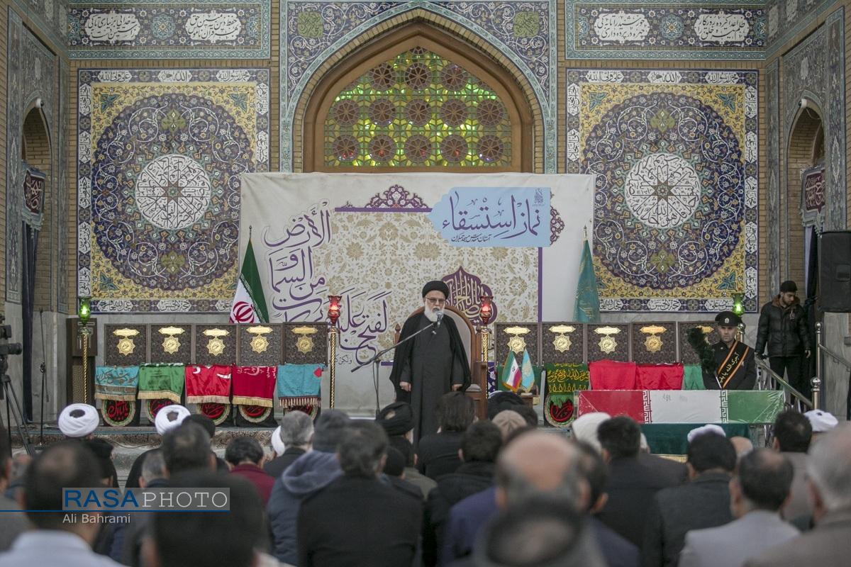 اقامه دومین نماز طلب باران در قم