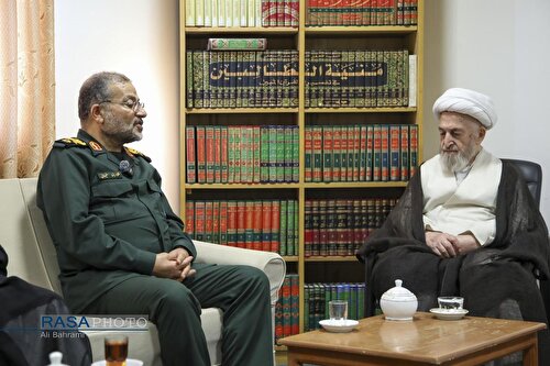 دیدار رئیس سازمان بسیج مستضعفین با مراجع تقلید و علما