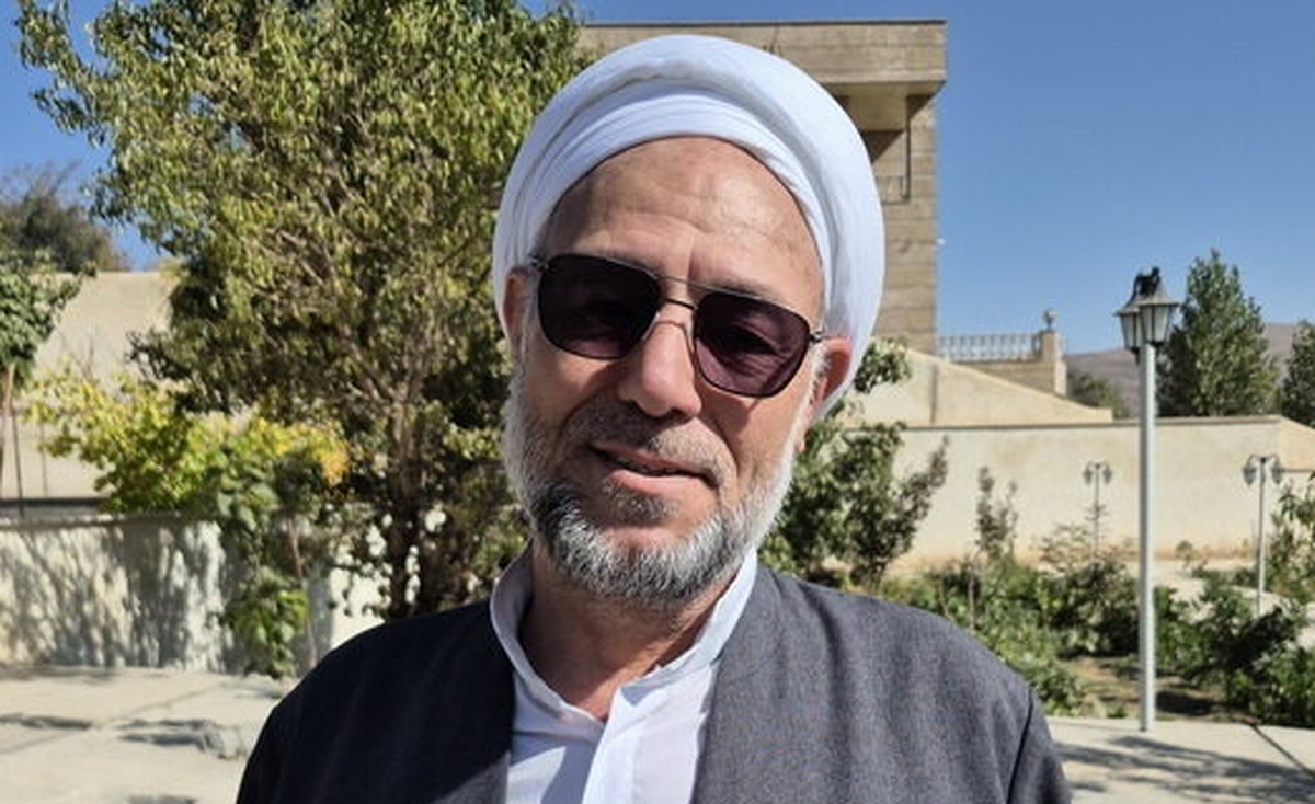 ساخت مجموعه ورزشی در مدرسه علمیه حضرت ولیعصر قمصر کاشان
