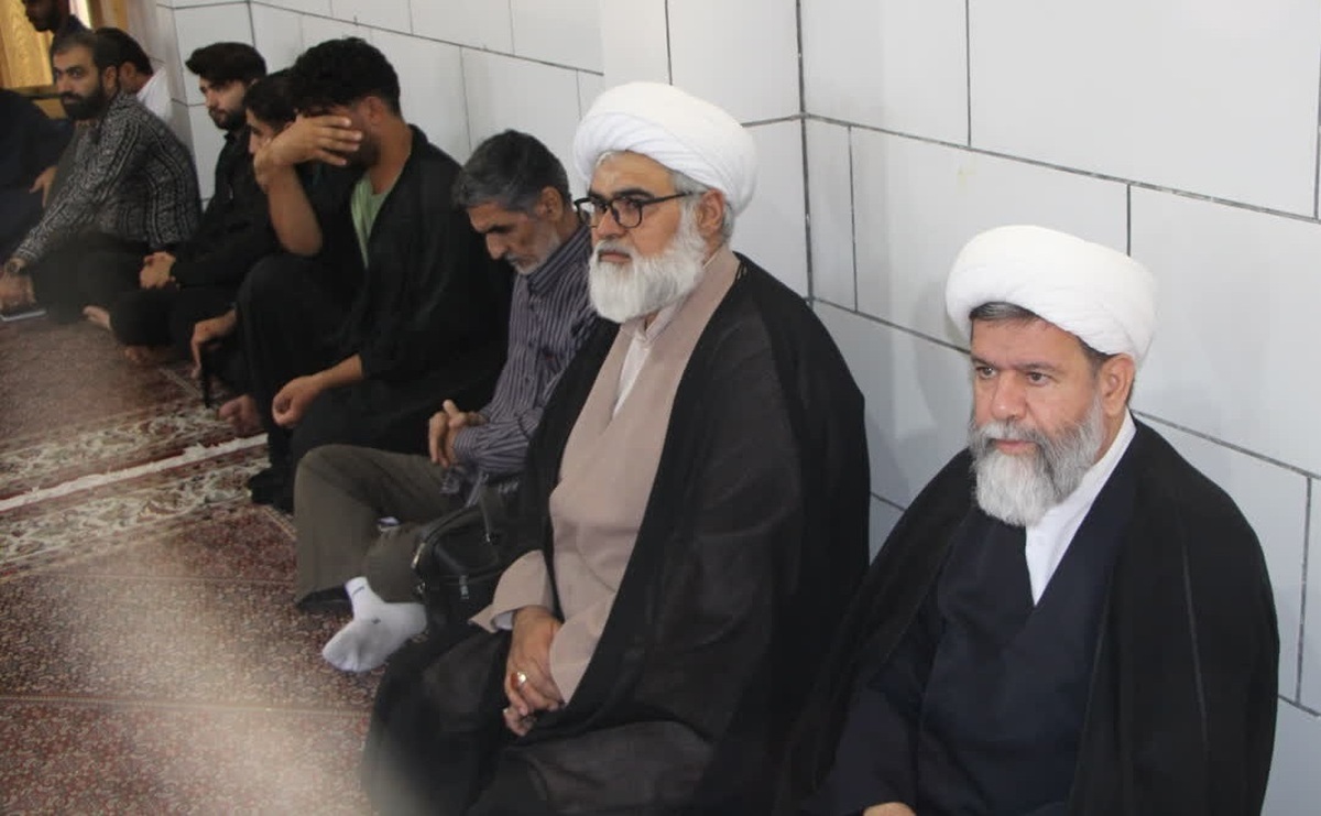  بازدید مدیر حوزه علمیه فارس از مدرسه علمیه امیرالمؤمنین شیراز