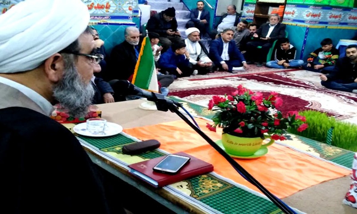 حضرت زینب الگویی برای همه به ویژه مسؤولان کشور است