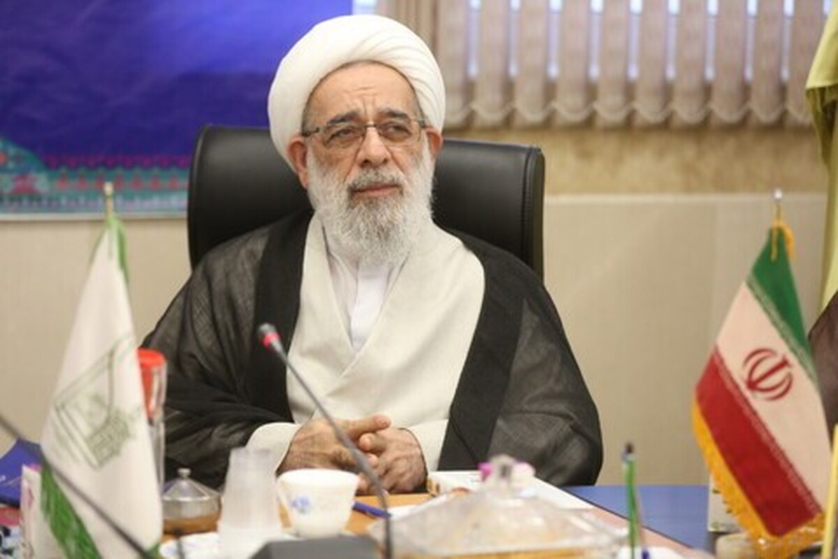 کوتاهی در دروس حوزه موجبات بی برکتی را فراهم میکند