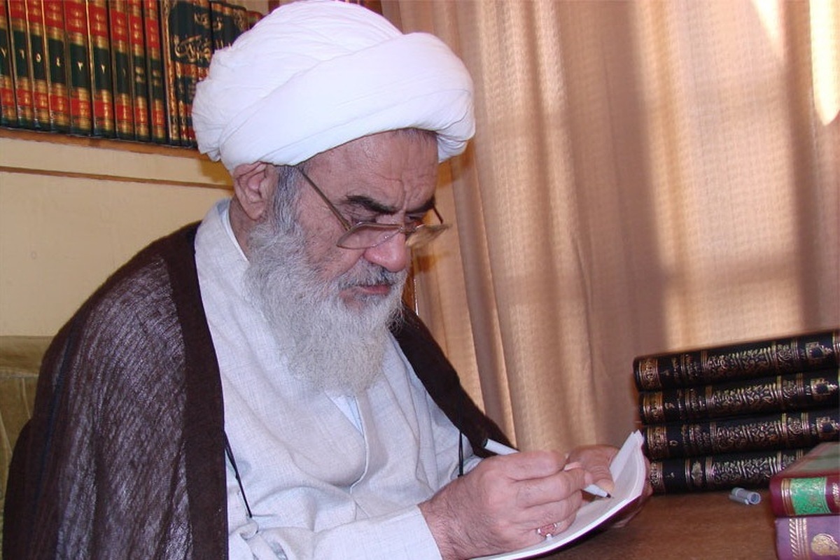 تجلیل مراجع عظام از جایگاه علمی، فقهی و سیاسی میرزای نائینی