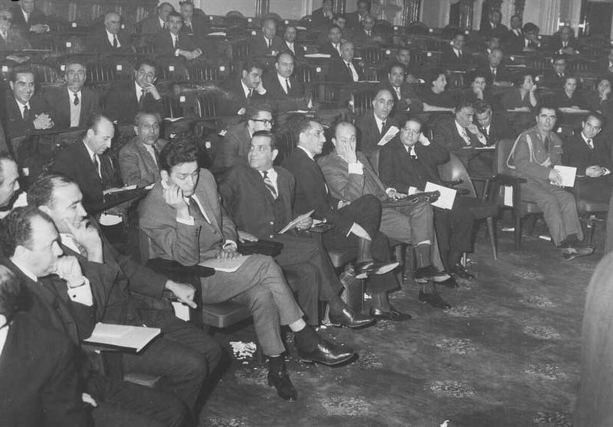 مروری تاریخی بر شصتمین سال تصویب لایحه‌ی کاپیتولاسیون