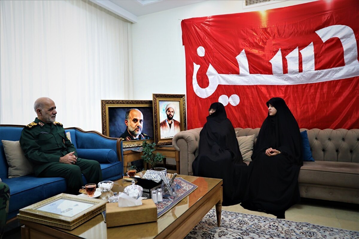 اعطای درجه سپهبدی به شهید غلامعلی رشید