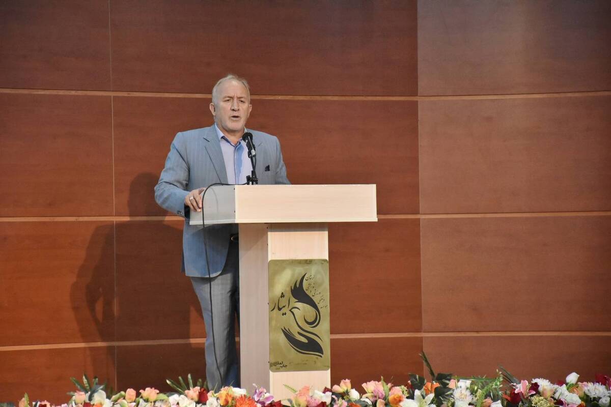 رسالت خانواده‌های شهدا سنگین اما الهی است 