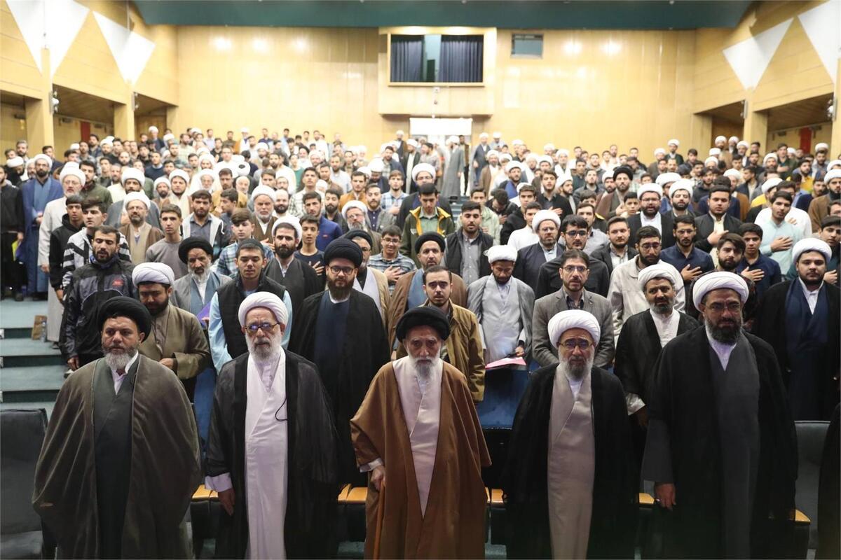 تأکید بر بروزرسانی متون درسی، سامان‌دهی مدارک و گسترش تبلیغ هوشمند