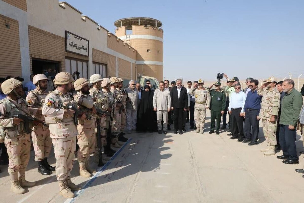 بازدید میدانی اعضای کمیسیون امنیت ملی مجلس از پاسگاه زعفرانیه و میدان نفتی آذر در ایلام