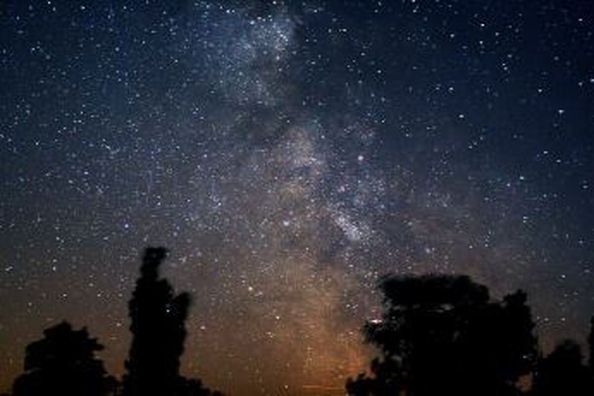 تاریک‌ترین مکان در منظومه شمسی و کل جهان کجا است؟