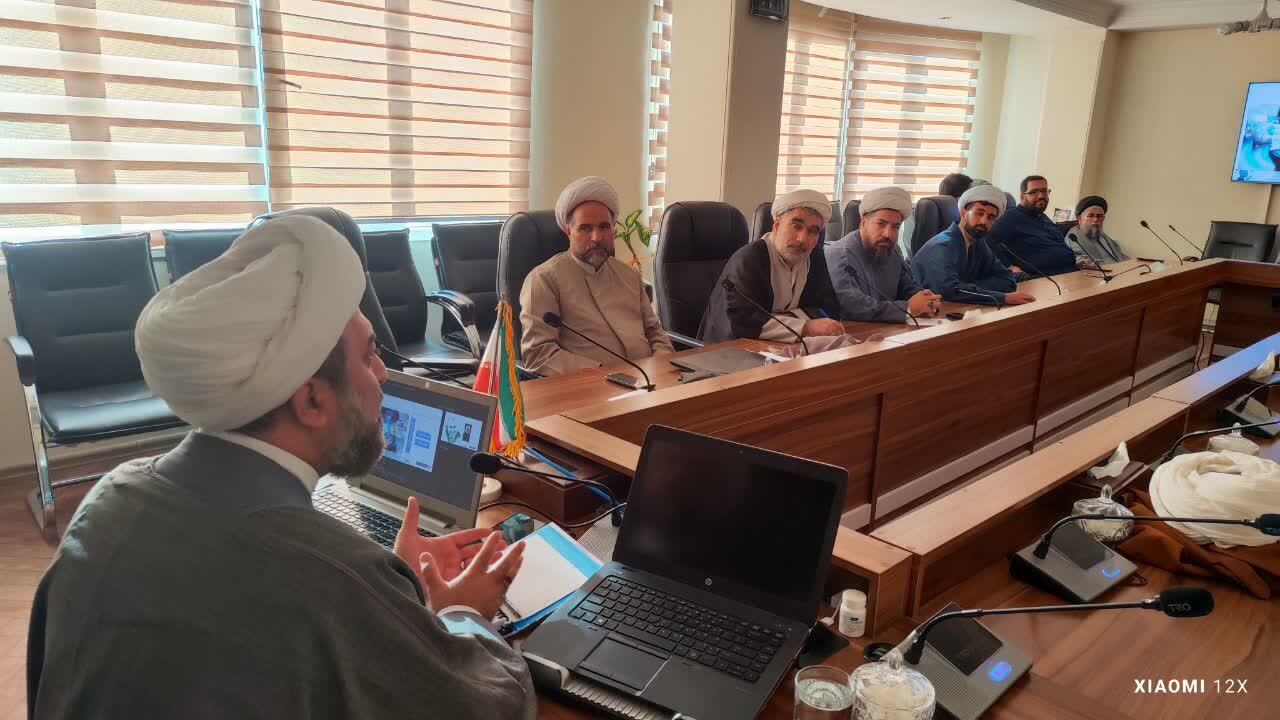 حوزه‌های علمیه در گذار از نسل Z به نسل آلفا؛ / آینده تربیت طلاب در عصر هوش مصنوعی