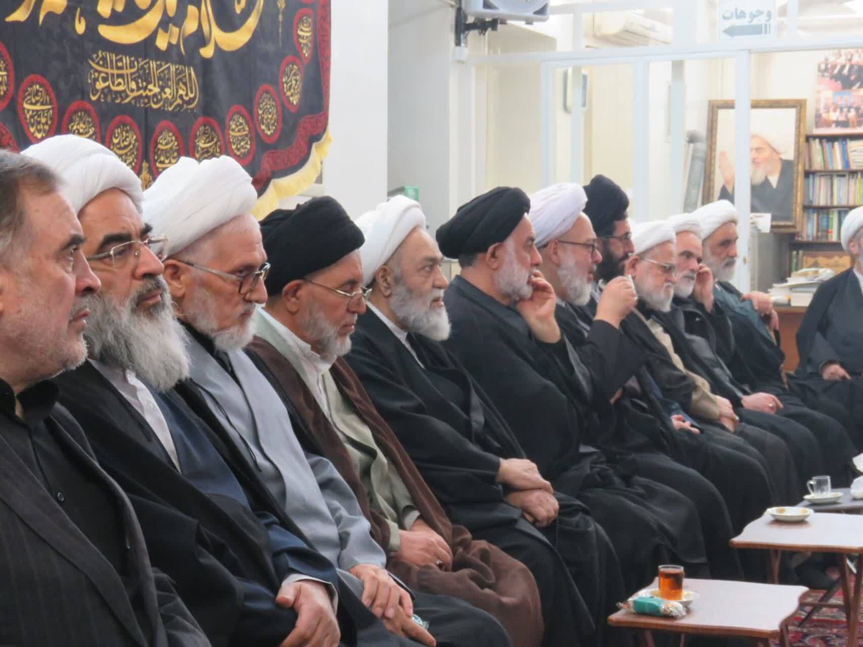 برگزاری مراسم عزاداری فاطمیه دوم در دفتر آیتالله فاضل لنکرانی برگزاری مراسم عزاداری فاطمیه دوم در دفتر آیتالله فاضل لنکرانی