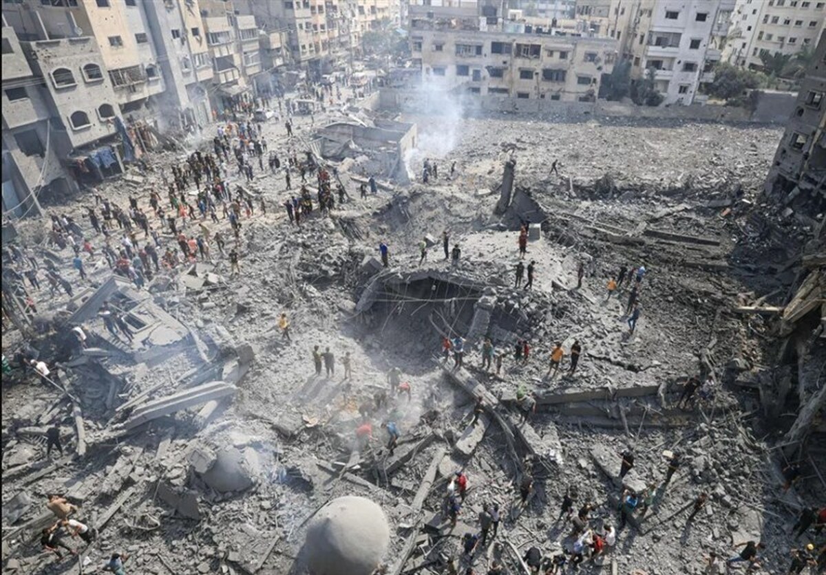 پیکر‌های بیش از ۱۰ هزار شهید زیر آوار مانده‌/ هیچ امکاناتی برای آواربرداری نیست