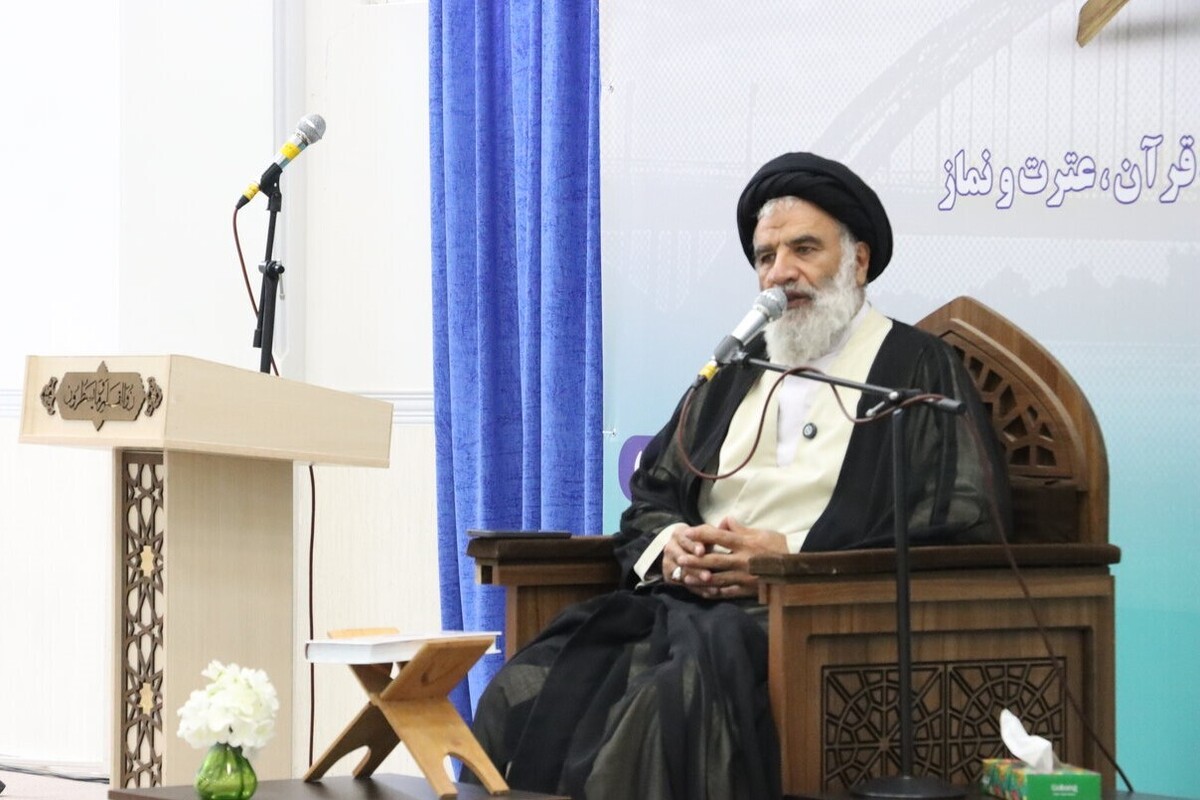 فعالان قرآنی مورد حمایت قرار می‌گیرند