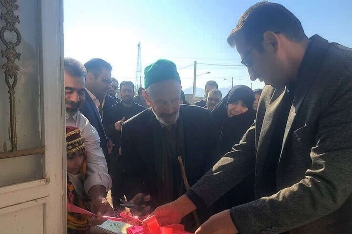 افتتاح کتابخانه در احمد آباد بیارجمند