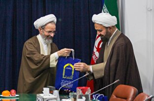 دیدار تولیت حرم مطهر شاهچراغ با آیت الله رجبی