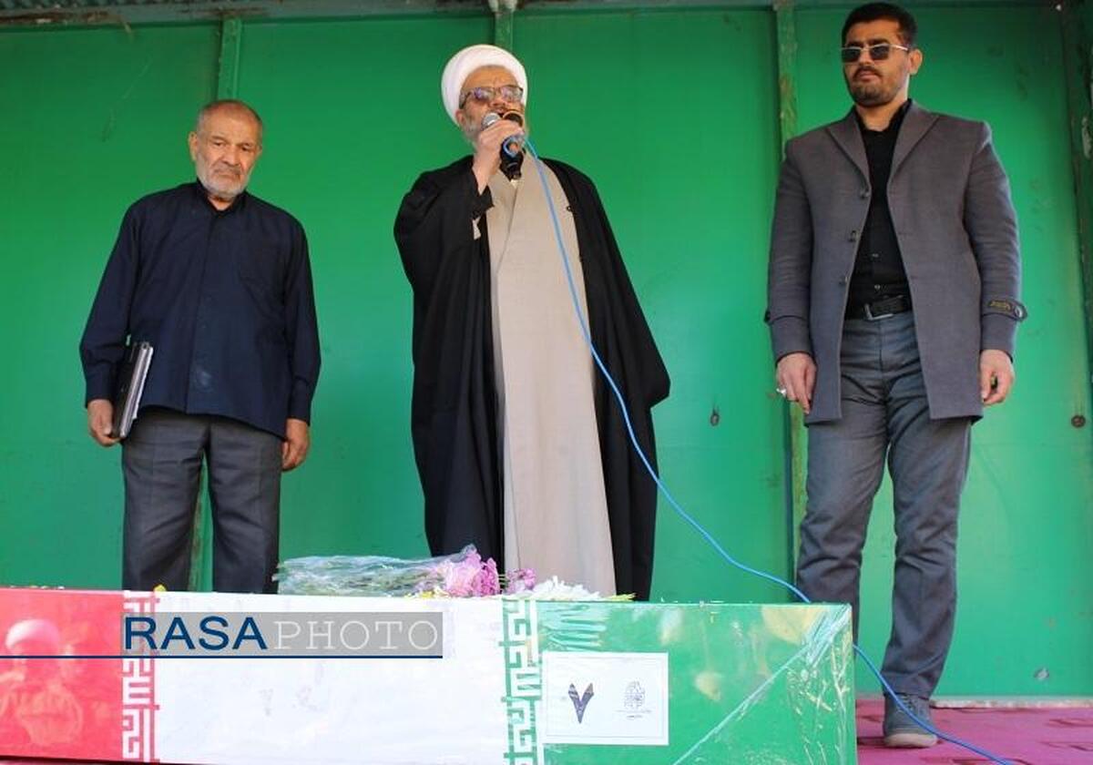 ایجاد شکاف بین مردم و اختلاف بین مسئولان بزرگترین نقشه امروز دشمن است