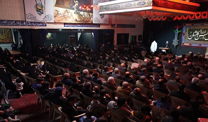 رونمایی از کُمیک موشن «پای کار انقلاب» در کاشان رونمایی از کُمیک موشن «پای کار انقلاب» در کاشان