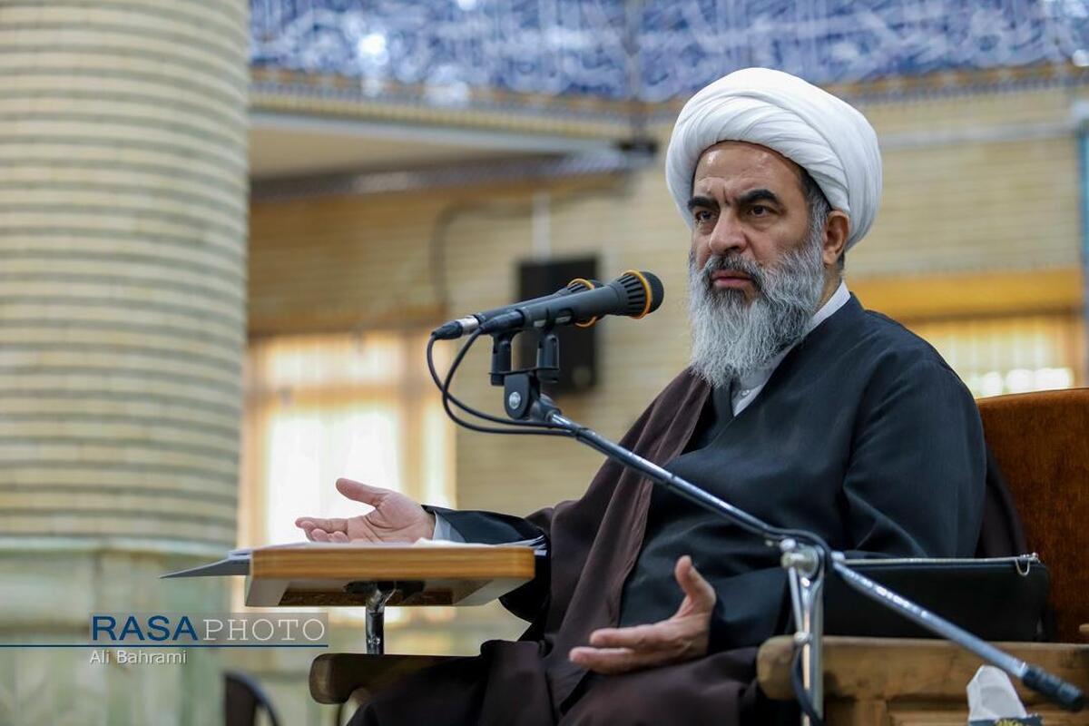 مناظره اخیر جدال «شیعه» با «غیرشیعه» بود/ حوزه علمیه مراقب نفوذ جریان‌های منحرف باشد