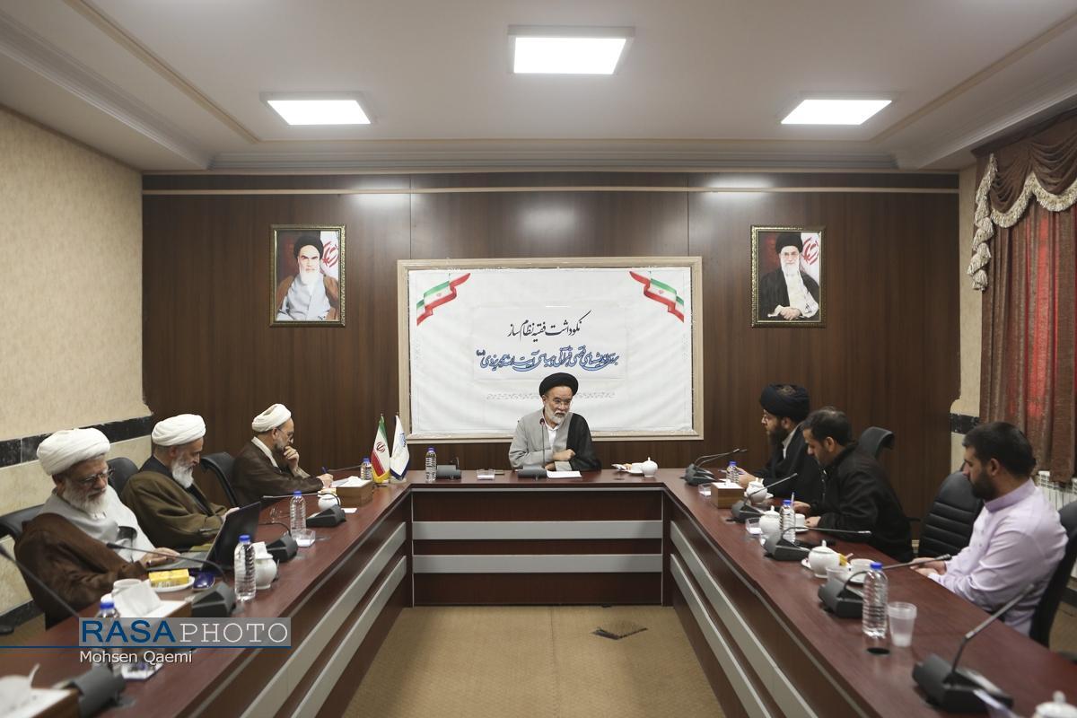 از حریت در مدیریت مالی و هوش سرشار در حل بحرانهای اداری تا دغدغهمندی برای انقلاب از حریت در مدیریت مالی و هوش سرشار در حل بحرانهای اداری تا دغدغهمندی برای انقلاب