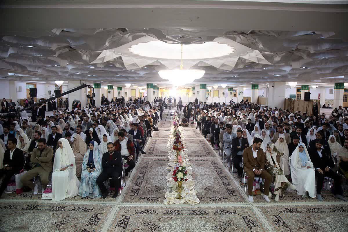 جشن ازدواج دانشجویی ۷۳۰ زوج دانشجو در حرم حضرت معصومه(س)