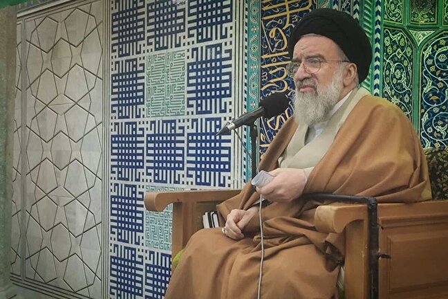 تحریف‌کنندگان حضرت زهرا، منفورند و ربطی به حوزه ندارند/ بیان مستند تاریخ راه تحریف را می‌بندد