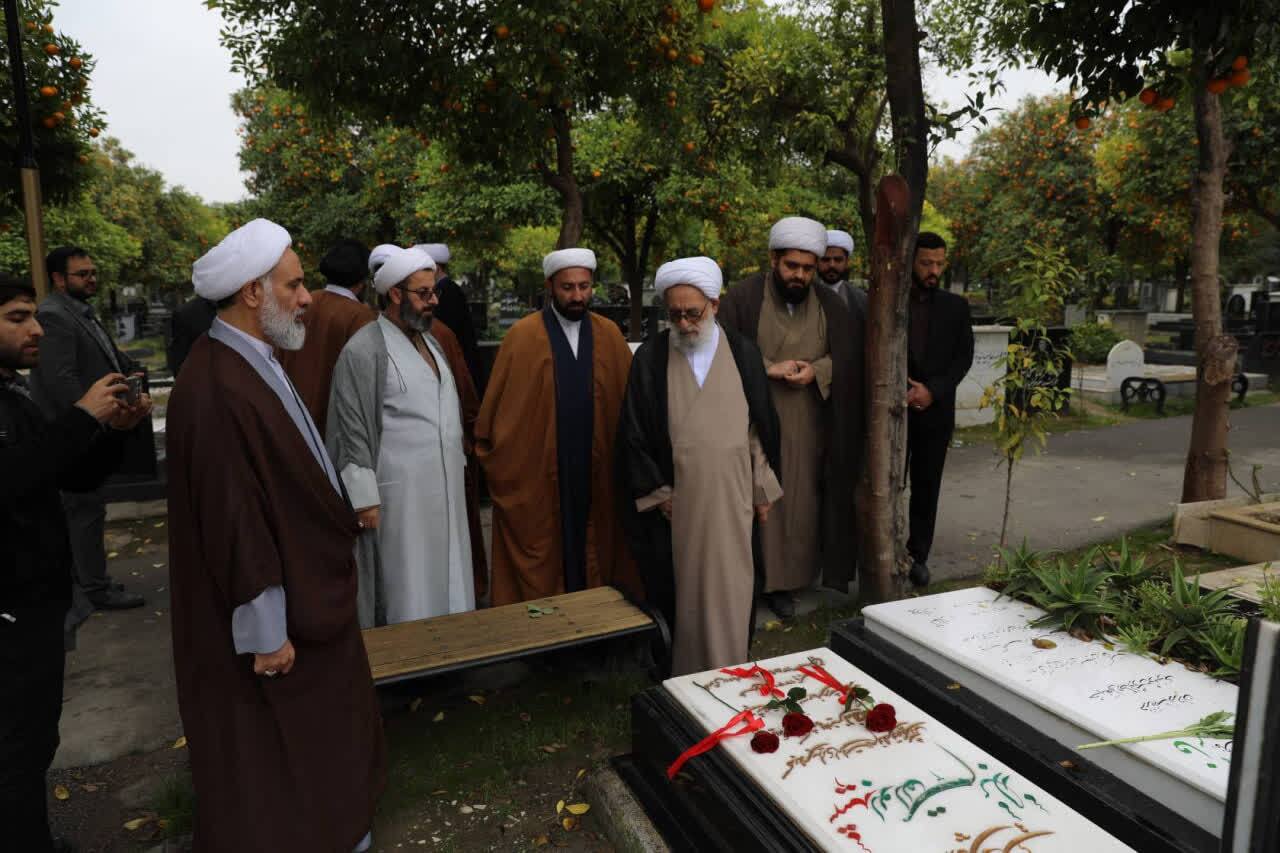 سفر هیئت اعزامی شورای عالی حوزههای علمیه به بابل سفر هیئت اعزامی شورای عالی حوزههای علمیه به بابل