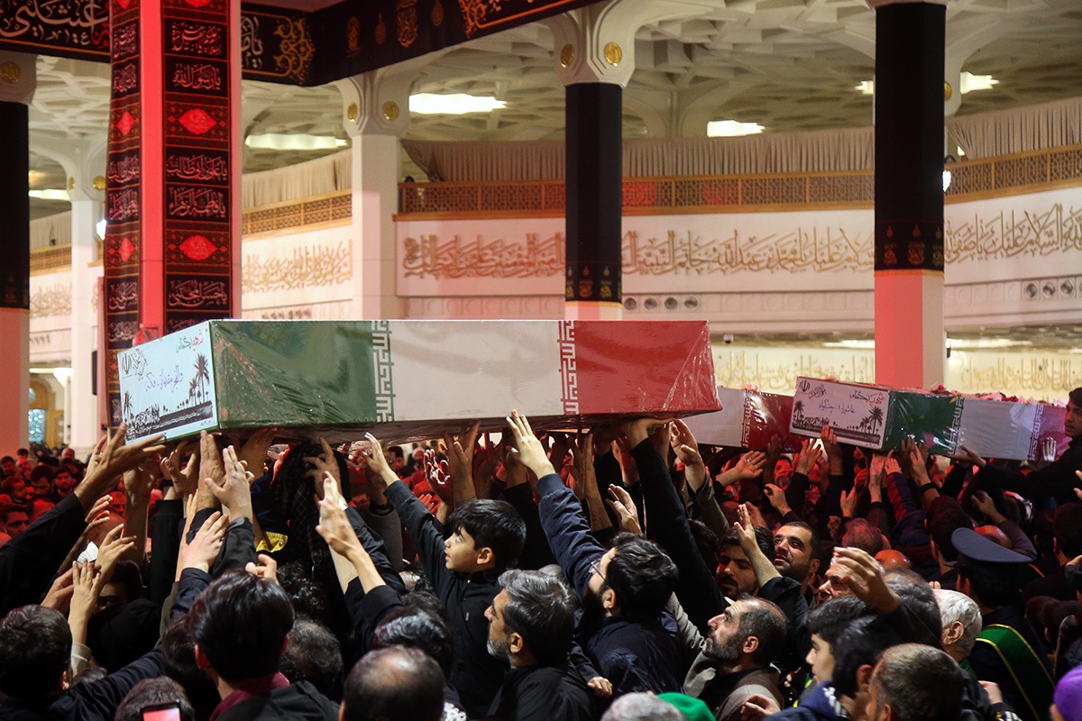 گزارشی از شب شهادت حضرت زهرا در حرم کریمه اهلبیت گزارشی از شب شهادت حضرت زهرا در حرم کریمه اهلبیت