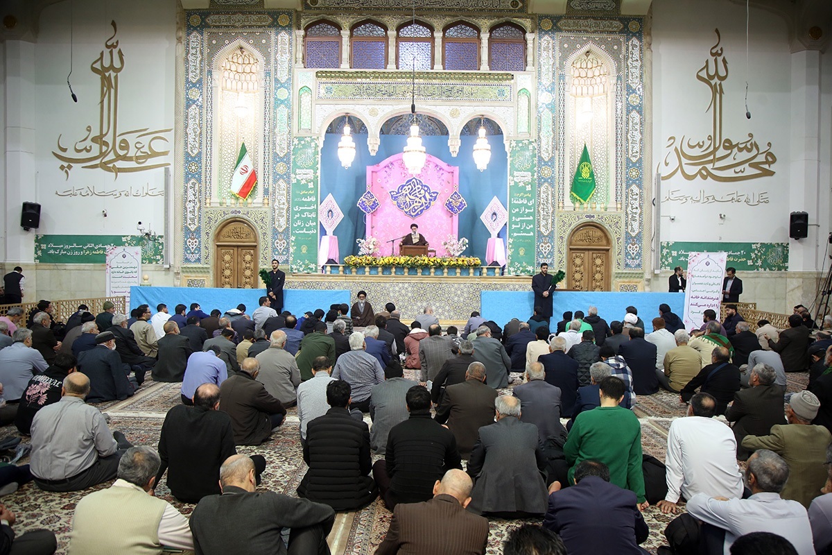 حرم حضرت معصومه، غرق در شور و معنویت