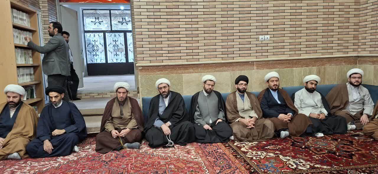 برگزاری معارفه سرپرست جدید حوزه علمیه امیرالمؤمنین(ع) تبریز+ تصاویر برگزاری معارفه سرپرست جدید حوزه علمیه امیرالمؤمنین(ع) تبریز+ تصاویر
