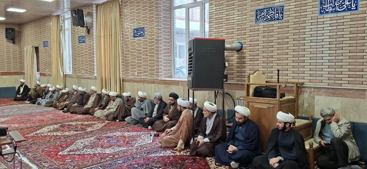 برگزاری معارفه سرپرست جدید حوزه علمیه امیرالمؤمنین(ع) تبریز+ تصاویر برگزاری معارفه سرپرست جدید حوزه علمیه امیرالمؤمنین(ع) تبریز+ تصاویر