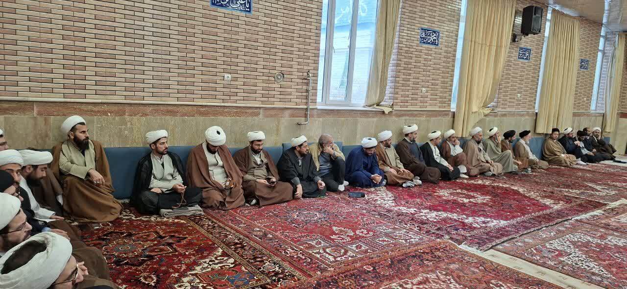 برگزاری معارفه سرپرست جدید حوزه علمیه امیرالمؤمنین(ع) تبریز+ تصاویر برگزاری معارفه سرپرست جدید حوزه علمیه امیرالمؤمنین(ع) تبریز+ تصاویر