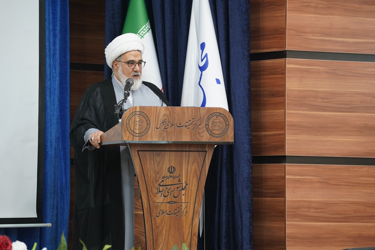 میراث دار منبع عظیم و غنی فقه شیعه هستیم