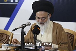 مرحوم آیت الله یزدی مجاهدی در عرصه «جهاد کبیر» و «جهاد اکبر» بود