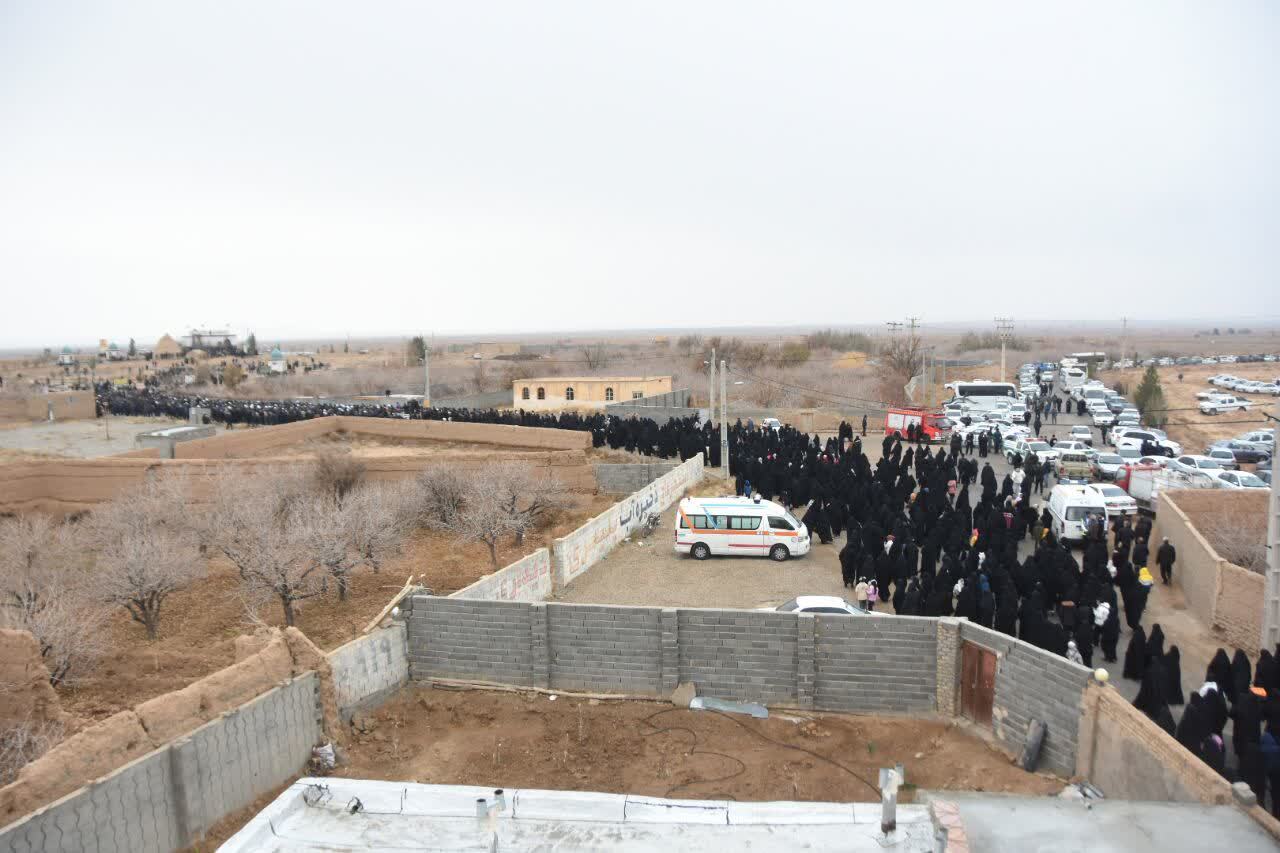 روضه وداع روی منبر دست‌ها| روستای حسن آباد میزبان پیکر آیت الله شاهچراغی