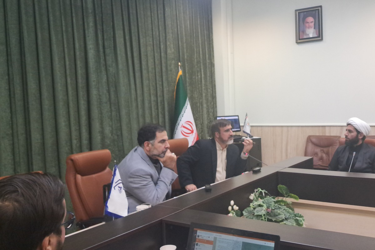 هوش مصنوعی صورت جدیدی از بازتولید قدرت و حکمرانی پلتفرمی است