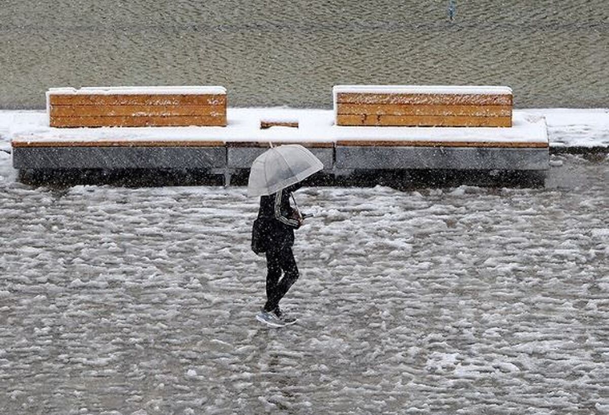 هواشناسی ایران ۱۴۰۴/۹/۲۹؛ بارش باران و برف در نوار شرقی؛ استقرار جو آرام در کشور از دوشنبه