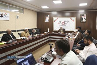 نشست تبیینی ۱۳۷ گوهر شب چراغ روحانیت در کربلای ۴