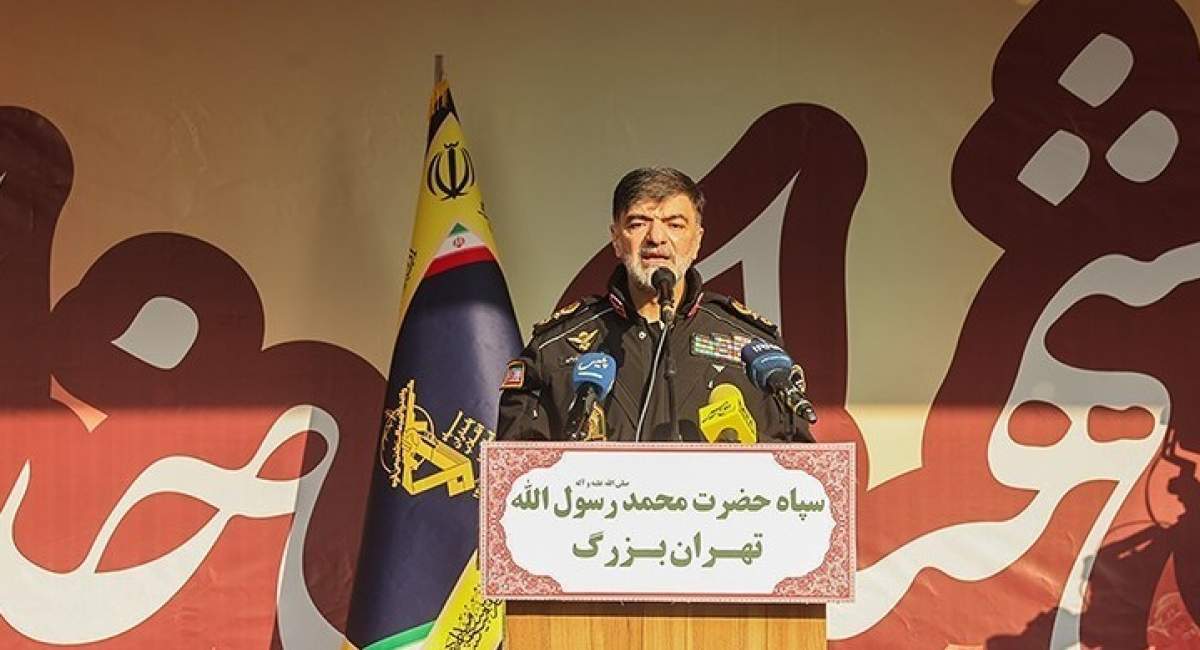 روحیه ایثار و شهادت ستون فقرات امنیت است