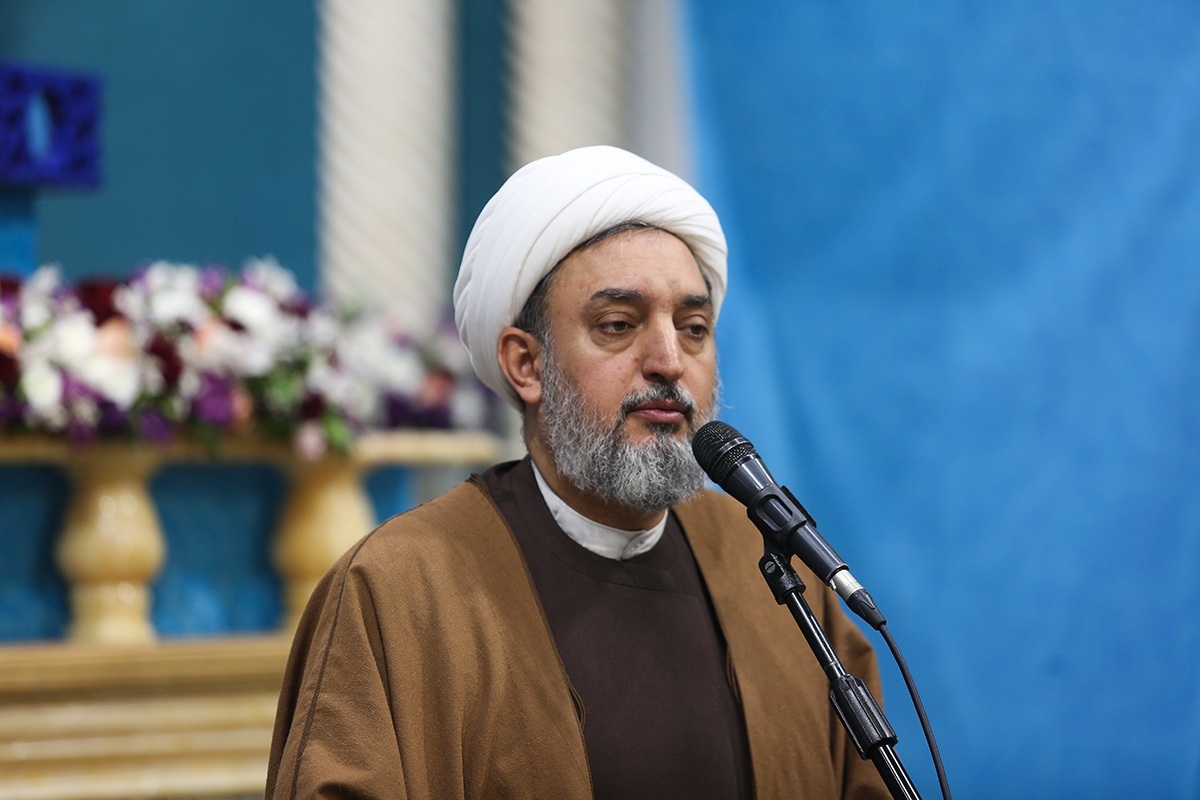 ملت ایران امام ملت‌های دیگر جهان خواهد شد