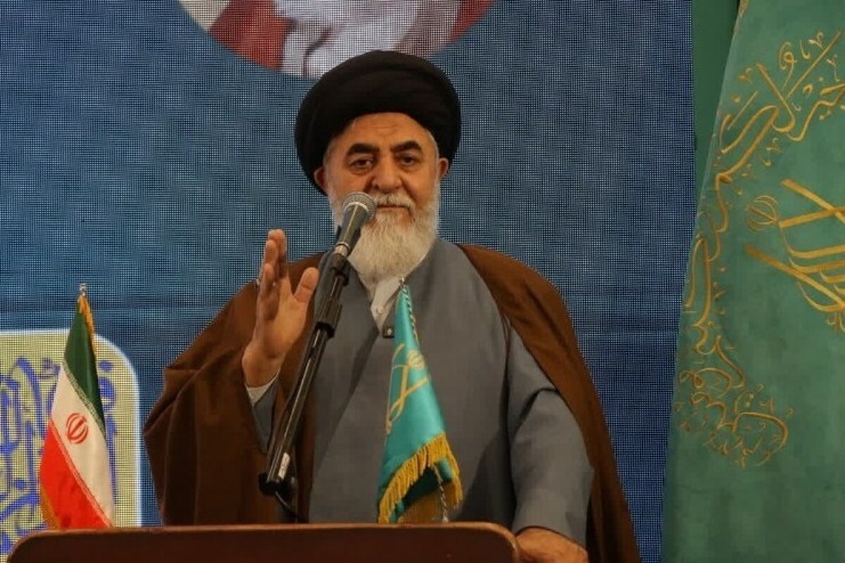 تا آخرین‌ نفس پای این انقلاب و نظام هستیم