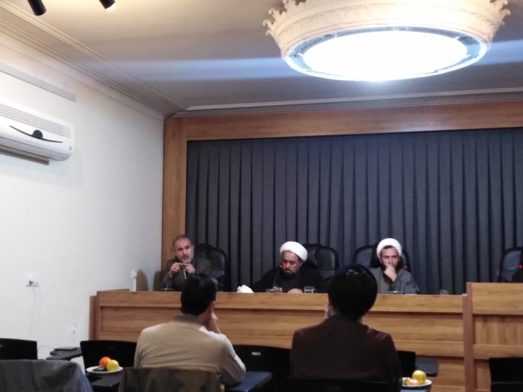 حضور میدانی و ضرورت استغاثه به امام زمان /خبر انتظار رهبری توسط خبرگان الگوی کوچک شده ای از خبر ظهور امام عصر بود