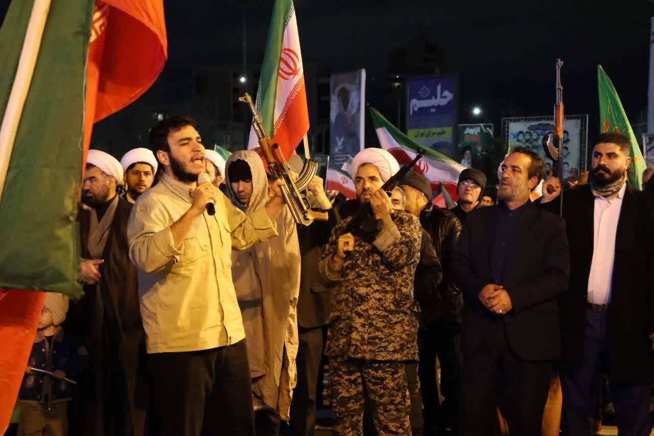 تجدید بیعت با رهبر انقلاب و اعلام آمادگی برای دفاع از آرمانهای انقلاب+ تصاویر تجدید بیعت با رهبر انقلاب و اعلام آمادگی برای دفاع از آرمانهای انقلاب+ تصاویر