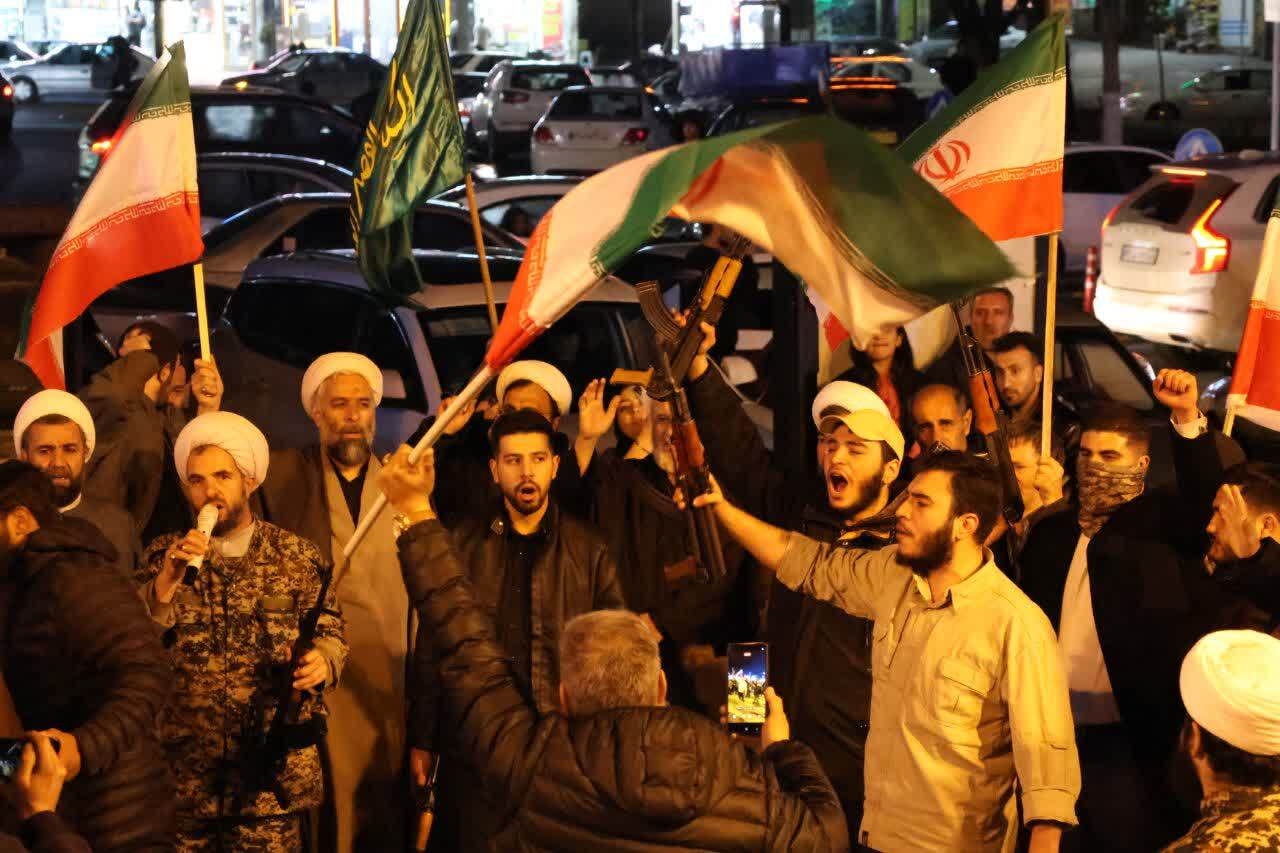 تجدید بیعت با رهبر انقلاب و اعلام آمادگی برای دفاع از آرمانهای انقلاب+ تصاویر تجدید بیعت با رهبر انقلاب و اعلام آمادگی برای دفاع از آرمانهای انقلاب+ تصاویر