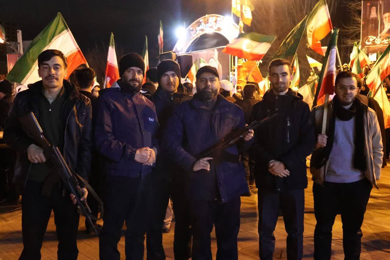 تجدید بیعت با رهبر انقلاب و اعلام آمادگی برای دفاع از آرمانهای انقلاب+ تصاویر تجدید بیعت با رهبر انقلاب و اعلام آمادگی برای دفاع از آرمانهای انقلاب+ تصاویر