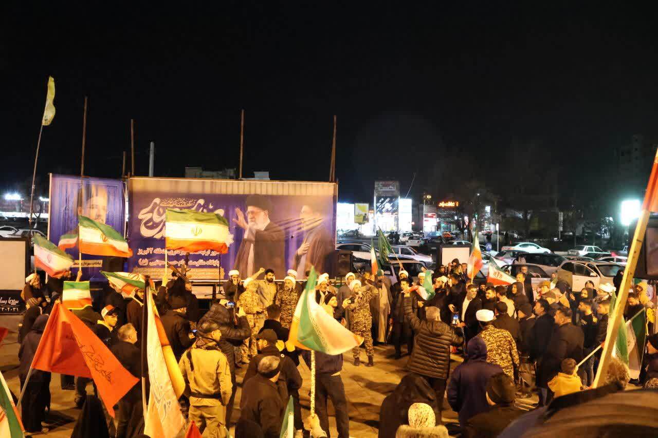 تجدید بیعت با رهبر انقلاب و اعلام آمادگی برای دفاع از آرمانهای انقلاب+ تصاویر تجدید بیعت با رهبر انقلاب و اعلام آمادگی برای دفاع از آرمانهای انقلاب+ تصاویر
